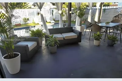 4678 NW 99th Ter, Sunrise, FL 33351 - Photo 15