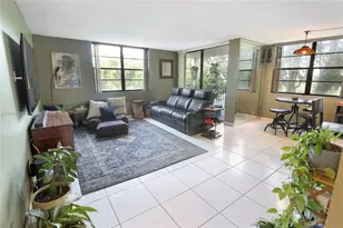 6190 Woodlands Blvd, Tamarac, FL 33319 - Photo 3