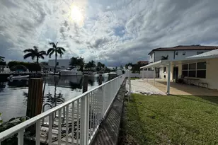 3428 NE 169th St, North Miami Beach, FL 33160 - Photo 5