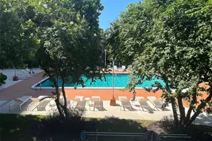 2851 NE 183rd St, Aventura, FL 33160 - Photo 17