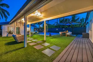 901 NW 7th Street Rd, Miami, FL 33136 - Photo 1