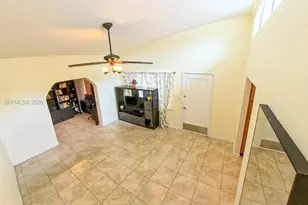 917 N 26th Ave, Hollywood, FL 33020 - Photo 11