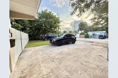 917 N 26th Ave, Hollywood, FL 33020 - Photo 33