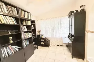 917 N 26th Ave, Hollywood, FL 33020 - Photo 19