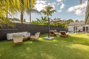 901 NW 7th Street Rd, Miami, FL 33136 - Photo 67