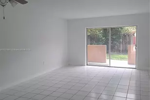 9954 SW 88th St, Miami, FL 33176 - Photo 13