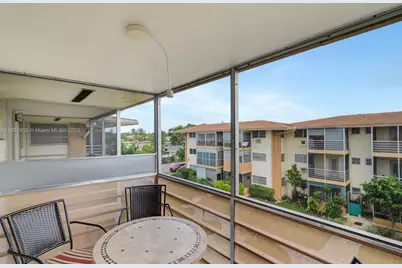 17001 NE 13th Ave #306, Miami, FL 33162 - Photo 9