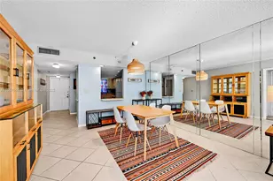 3001 W Rolling Hills Cir, Davie, FL 33328 - Photo 23