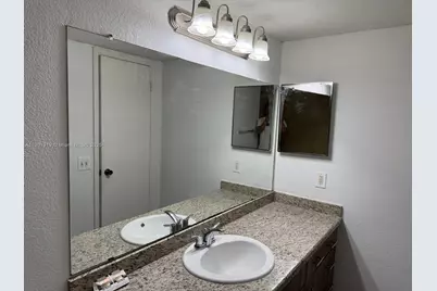 12510 Vista Isles Dr #1224, Sunrise, FL 33325 - Photo 11