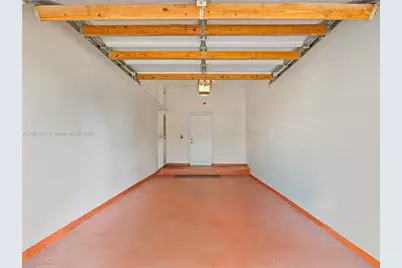 10168 Lombardy Dr, Tamarac, FL 33321 - Photo 23