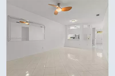 10168 Lombardy Dr, Tamarac, FL 33321 - Photo 3