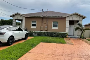 798 NE 43 St, Oakland Park, FL 33334 - Photo 37