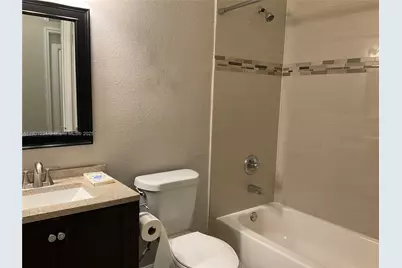 798 NE 43 St, Oakland Park, FL 33334 - Photo 33