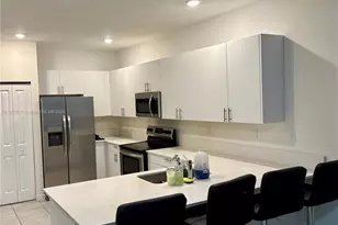 1020 SE 26th Ter, Homestead, FL 33035 - Photo 11