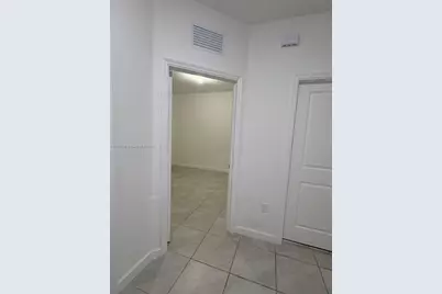 1663 SE 26th Rd, Homestead, FL 33035 - Photo 11