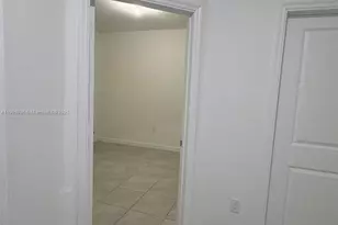 1663 SE 26th Rd, Homestead, FL 33035 - Photo 11