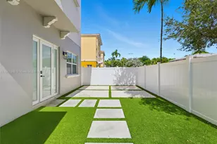 623 NE 11th Ave, Fort Lauderdale, FL 33304 - Photo 5