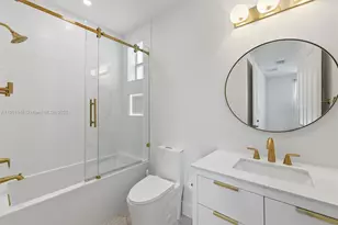 623 NE 11th Ave, Fort Lauderdale, FL 33304 - Photo 23