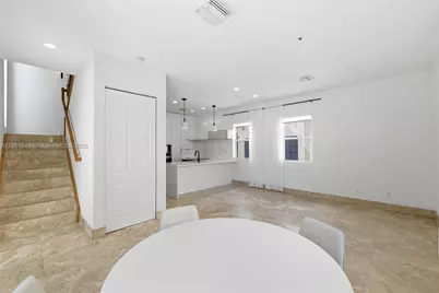 623 NE 11th Ave, Fort Lauderdale, FL 33304 - Photo 9