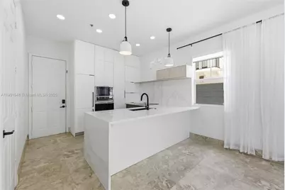 623 NE 11th Ave, Fort Lauderdale, FL 33304 - Photo 13