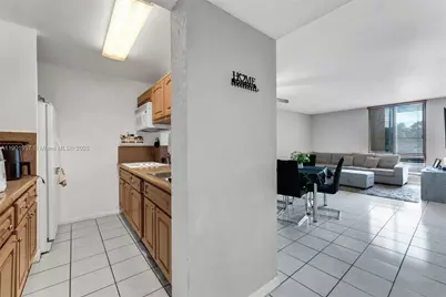 10500 SW 108th Ave #B210, Miami, FL 33176 - Photo 3