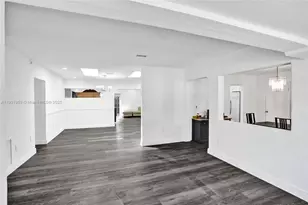 6300 SW 62nd Pl, South Miami, FL 33143 - Photo 7