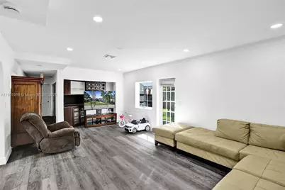 6300 SW 62nd Pl, South Miami, FL 33143 - Photo 39