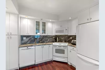 500 Bayview Dr #1722, Sunny Isles Beach, FL 33160 - Photo 25