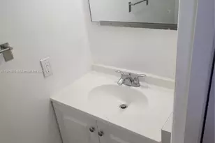 4505 W 15th Ave, Hialeah, FL 33012 - Photo 25