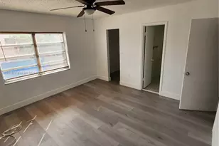 4505 W 15th Ave, Hialeah, FL 33012 - Photo 9