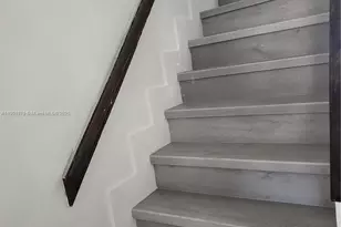 4505 W 15th Ave, Hialeah, FL 33012 - Photo 13