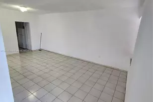 4505 W 15th Ave, Hialeah, FL 33012 - Photo 17