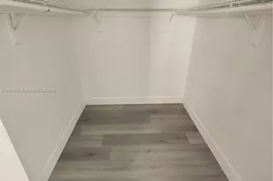 4505 W 15th Ave, Hialeah, FL 33012 - Photo 11