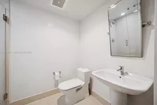 6899 Collins Ave, Miami Beach, FL 33141 - Photo 25