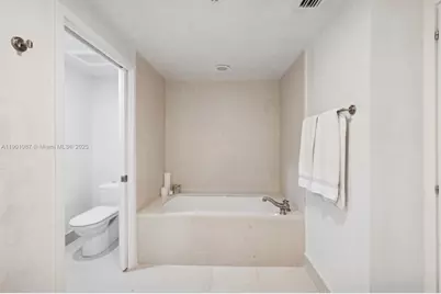 6899 Collins Ave #702, Miami Beach, FL 33141 - Photo 33