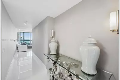 6899 Collins Ave #702, Miami Beach, FL 33141 - Photo 5