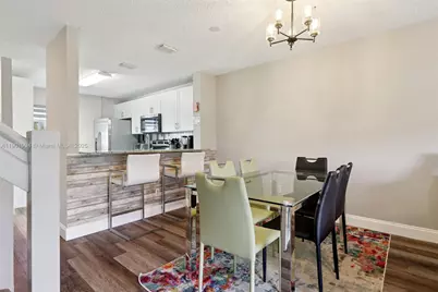 20888 NW 1st St, Pembroke Pines, FL 33029 - Photo 11