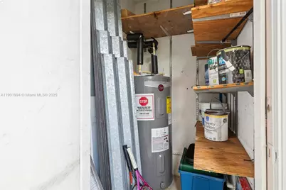 20888 NW 1st St, Pembroke Pines, FL 33029 - Photo 43