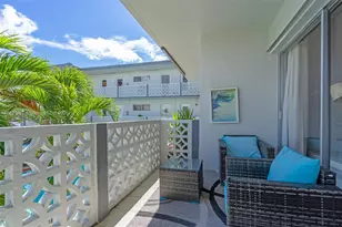 13105 Ixora Ct, North Miami, FL 33181 - Photo 7