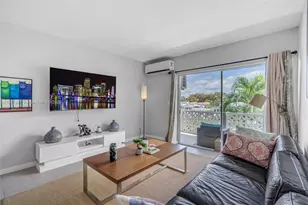 13105 Ixora Ct, North Miami, FL 33181 - Photo 15