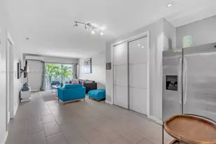 13105 Ixora Ct, North Miami, FL 33181 - Photo 9