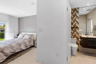 11325 NW 66th St, Doral, FL 33178 - Photo 27