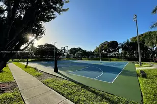 11325 NW 66th St, Doral, FL 33178 - Photo 81