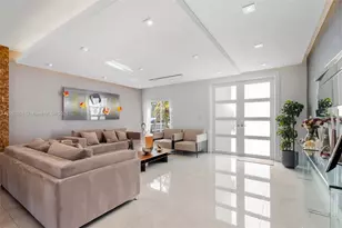 11325 NW 66th St, Doral, FL 33178 - Photo 11