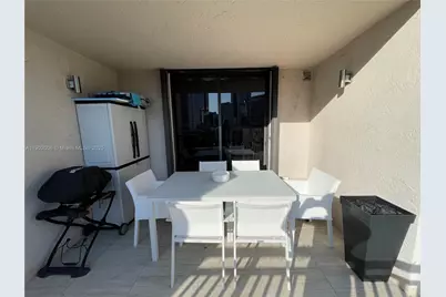 540 Brickell Key Dr #711, Miami, FL 33131 - Photo 35