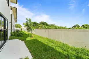 1119 NW 1st St, Florida City, FL 33034 - Photo 33