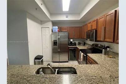 11605 NW 89th St #107, Doral, FL 33178 - Photo 5