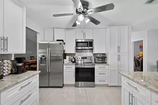100 Miramar Ave, Royal Palm Beach, FL 33411 - Photo 13