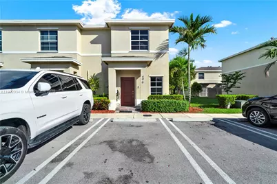 496 NE 4th Ter, Florida City, FL 33034 - Photo 3