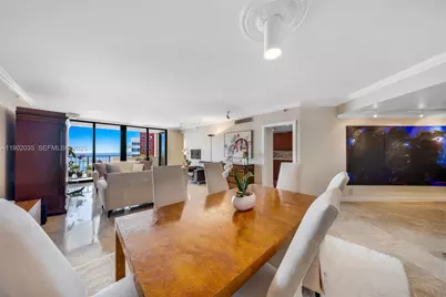 1581 Brickell Ave #2104, Miami, FL 33129 - Photo 7